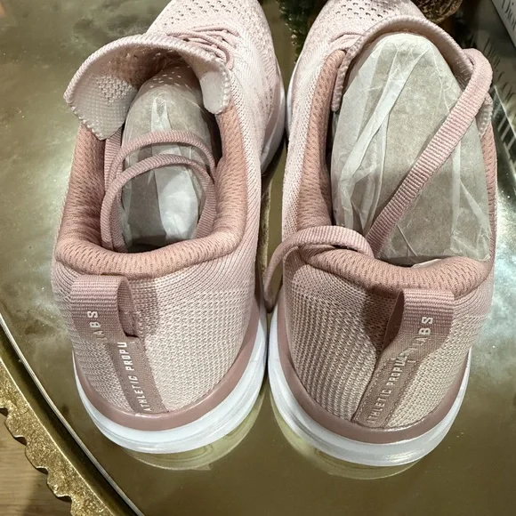 APL Techloom Women's Pink Sneakers Size 9 - Picture 4 of 5